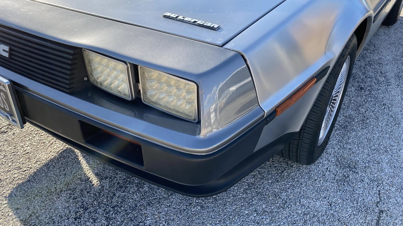 1983 DeLorean DMC-12 - Image 21 of 31