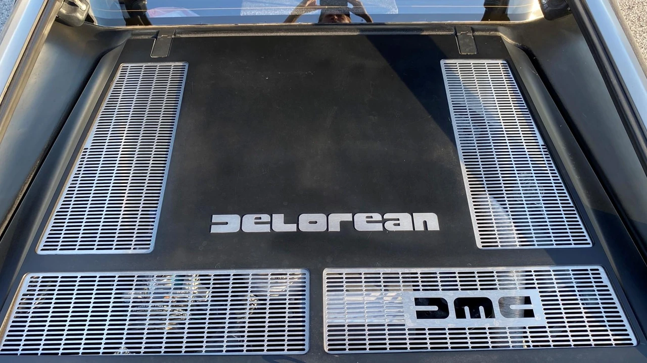 1983 DeLorean DMC-12 - Image 26 of 31