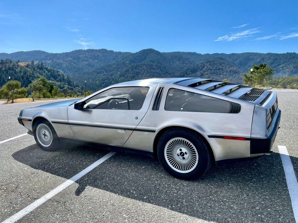 1983 DeLorean DMC-12 - Image 15 of 31