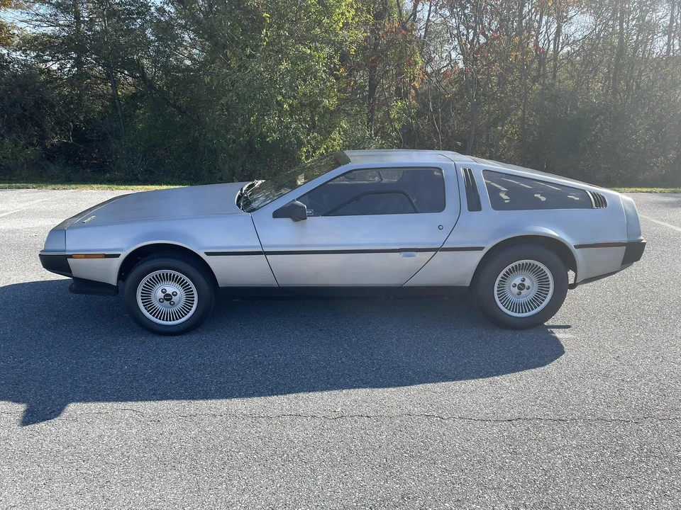 1983 DeLorean DMC-12 - Image 18 of 31
