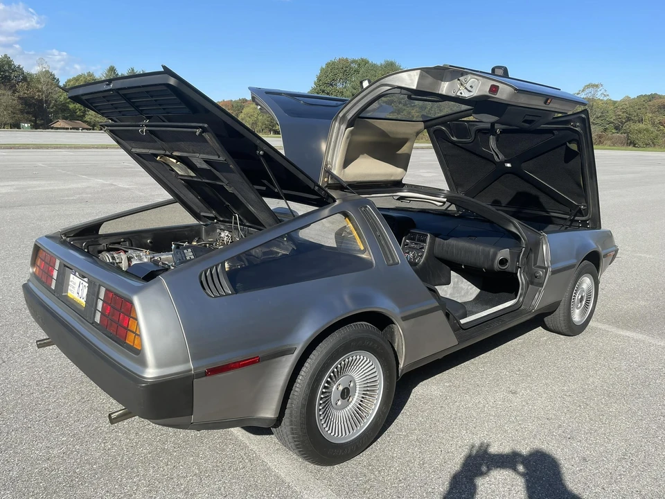 1983 DeLorean DMC-12 - Image 12 of 31