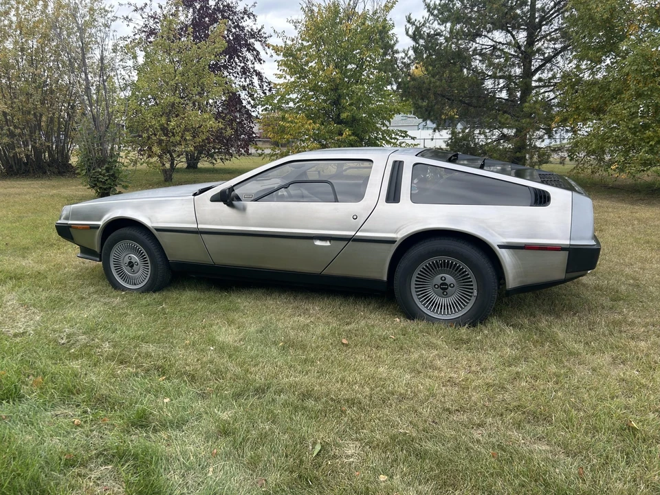 1983 DeLorean DMC-12 - Image 10 of 31