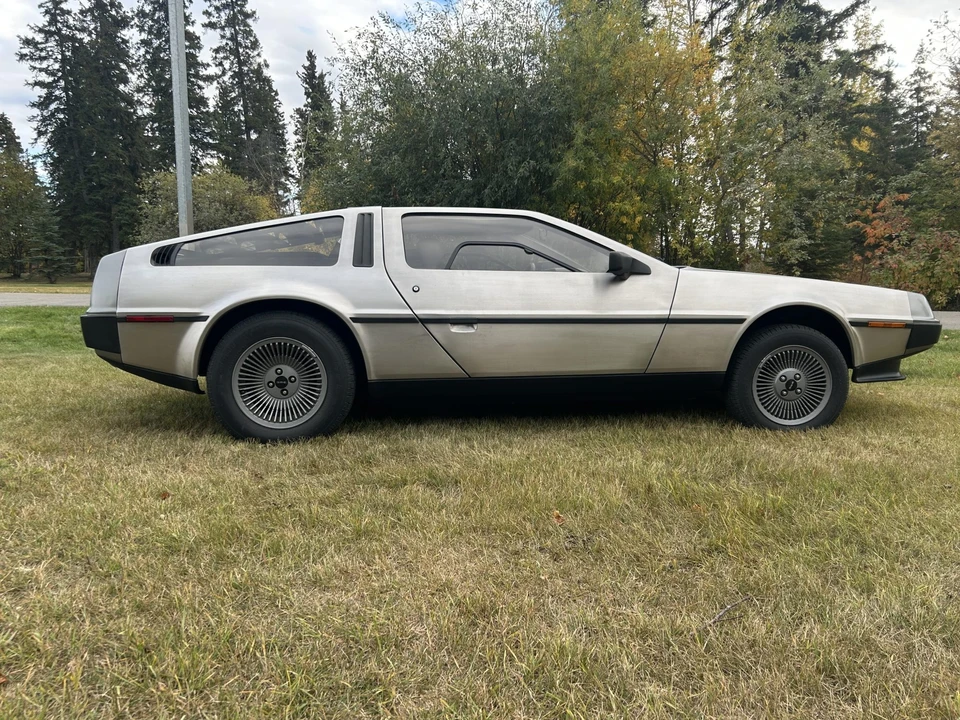 1983 DeLorean DMC-12 - Image 28 of 31