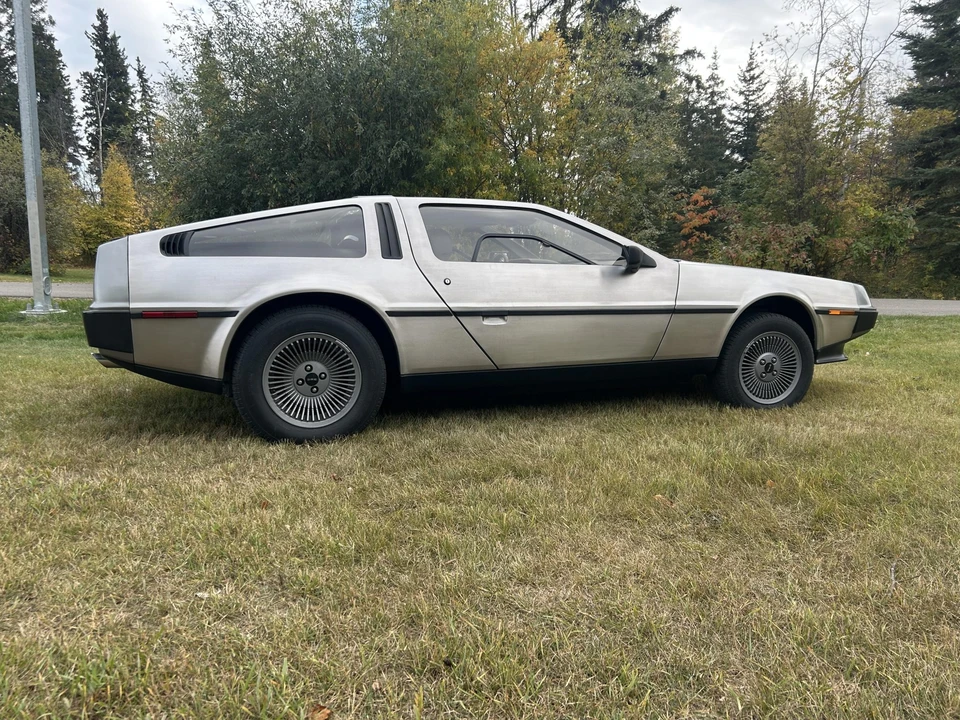 1983 DeLorean DMC-12 - Image 30 of 31