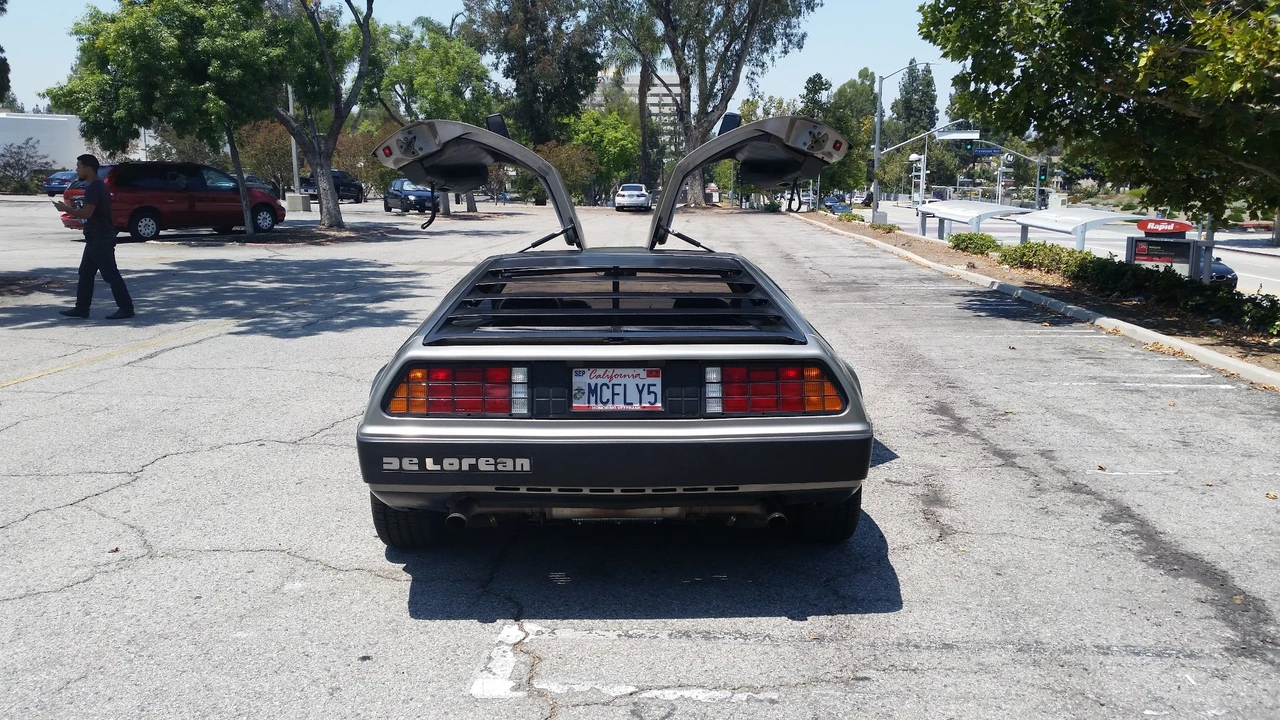 1983 DeLorean DMC-12 - Image 11 of 31