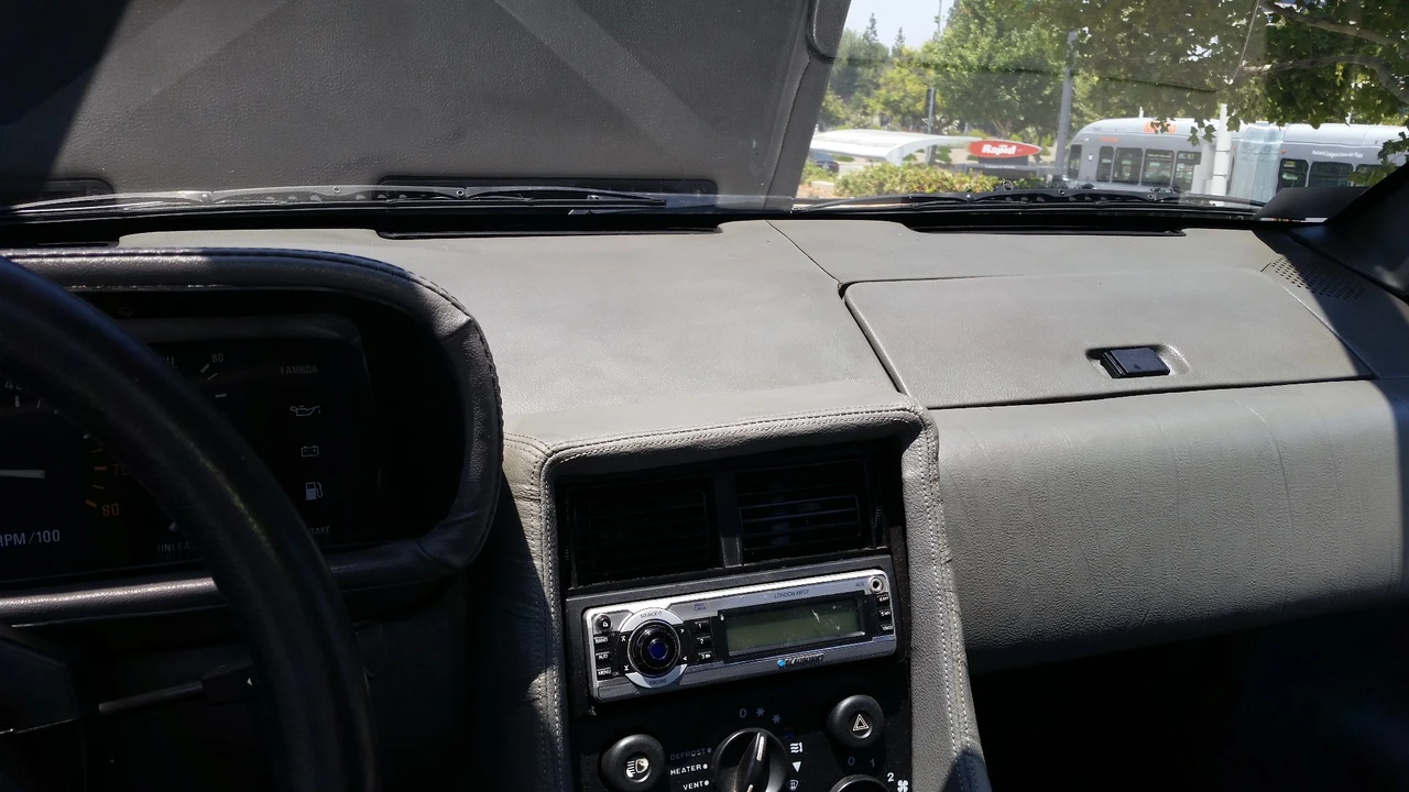 1983 DeLorean DMC-12 - Image 21 of 31