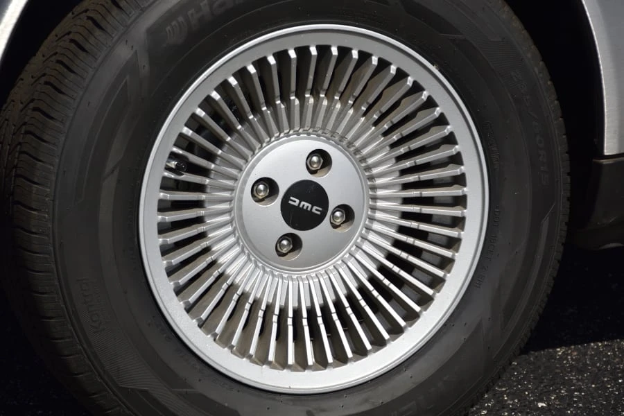 1983 DeLorean DMC-12 - Image 14 of 31