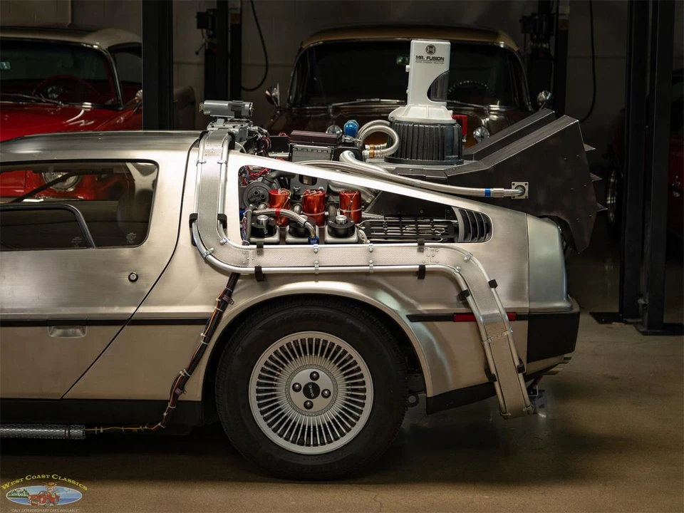 1983 DeLorean DMC-12 - Image 7 of 31