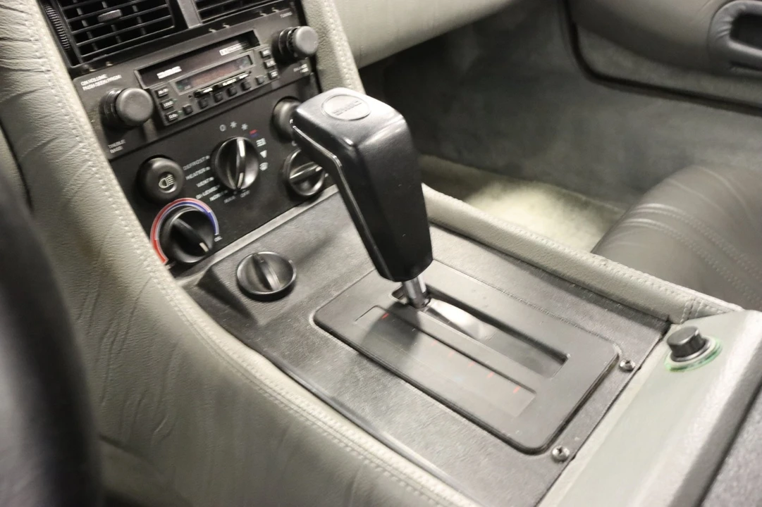 1983 DeLorean DMC-12 - Image 12 of 31