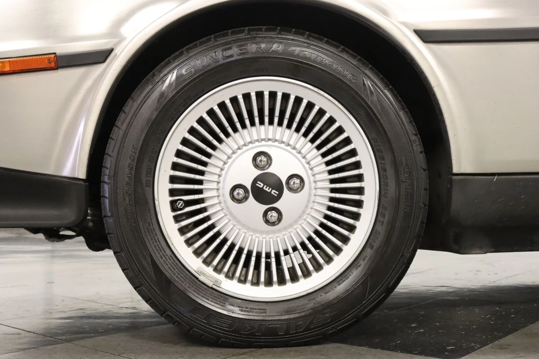 1983 DeLorean DMC-12 - Image 7 of 31