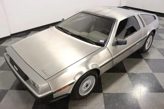 1983 DeLorean DMC-12