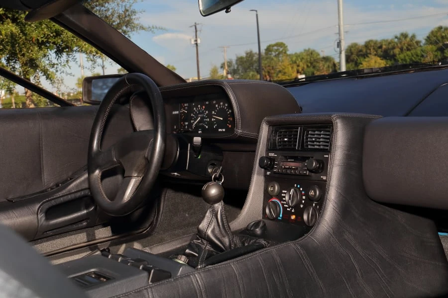 1983 DeLorean DMC-12 - Image 19 of 28