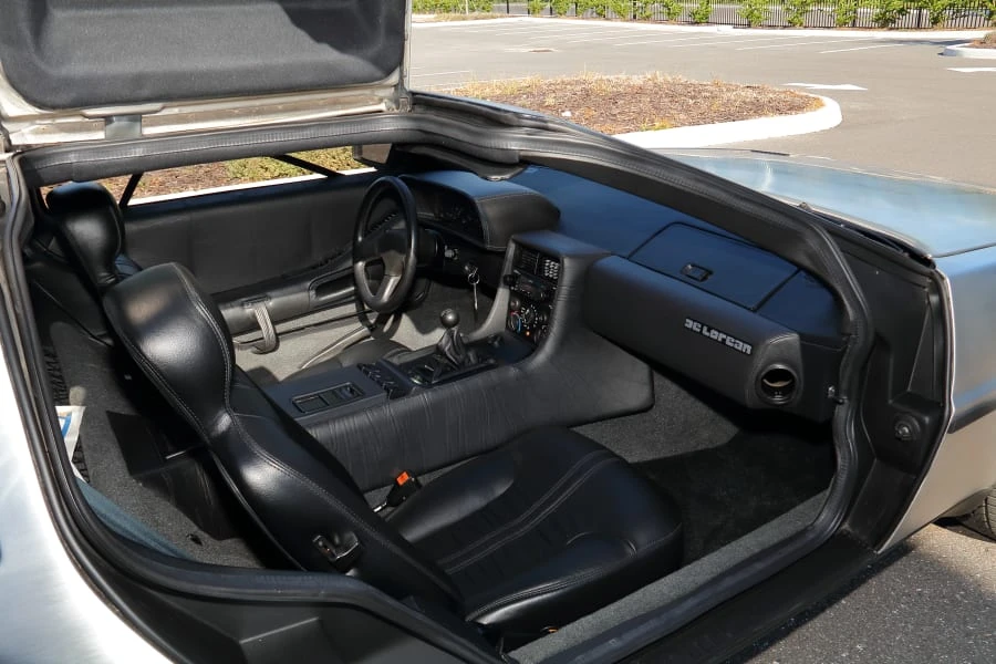 1983 DeLorean DMC-12 - Image 15 of 28