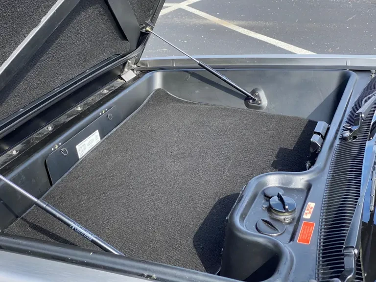1983 DeLorean DMC-12 - Image 29 of 31