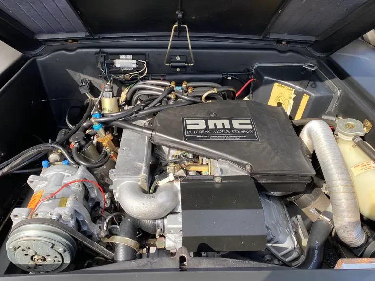 1983 DeLorean DMC-12 - Image 26 of 31