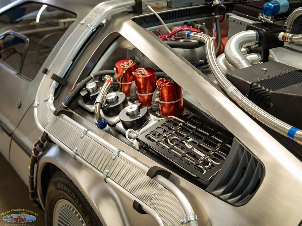 1983 DeLorean DMC-12 - Image 28 of 31