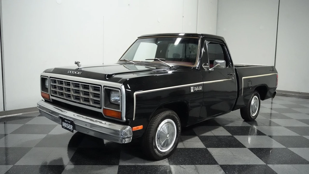 1983 Dodge Ram 1st Gen - Image 5 of 12