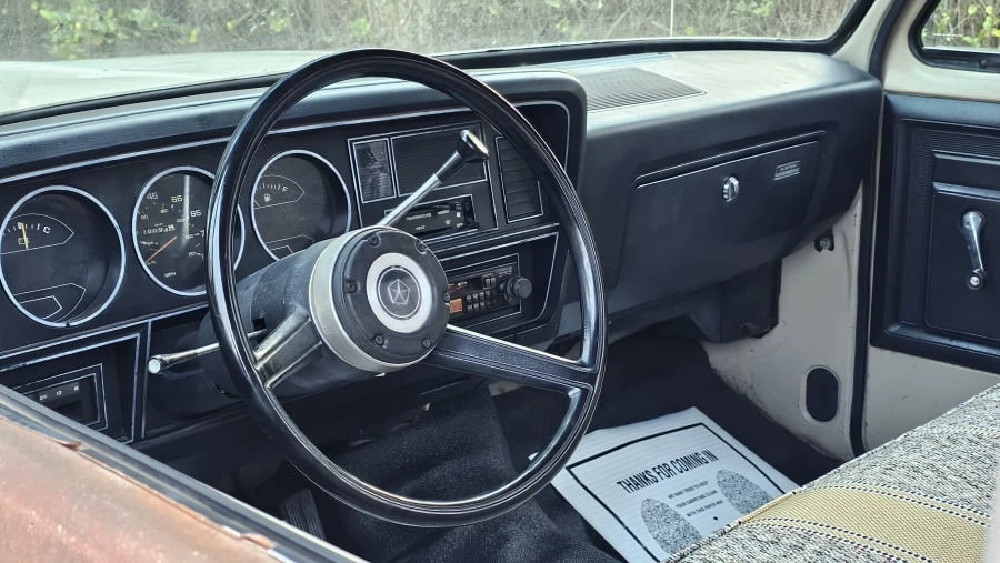 1983 Dodge D Series - Image 9 of 10