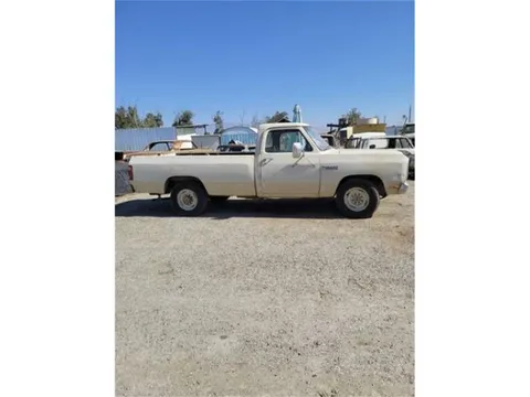 1983 Dodge D250