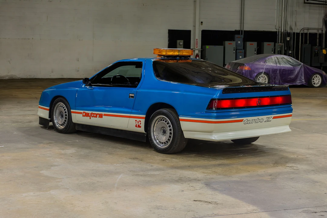 1983 Dodge Daytona - Image 29 of 31