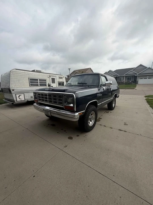 1983 Dodge Ramcharger - Image 2 of 14