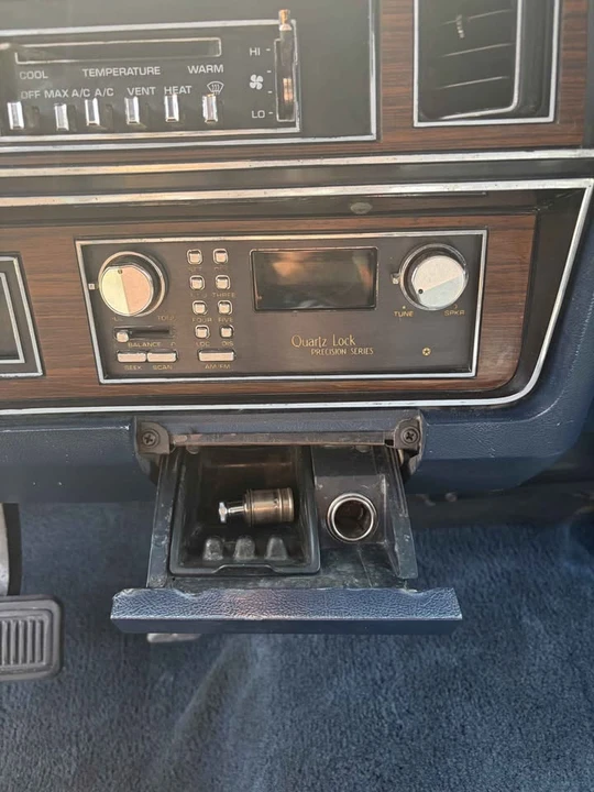 1983 Dodge Ramcharger - Image 14 of 14