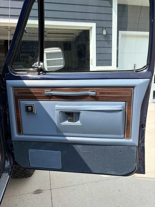 1983 Dodge Ramcharger - Image 7 of 14