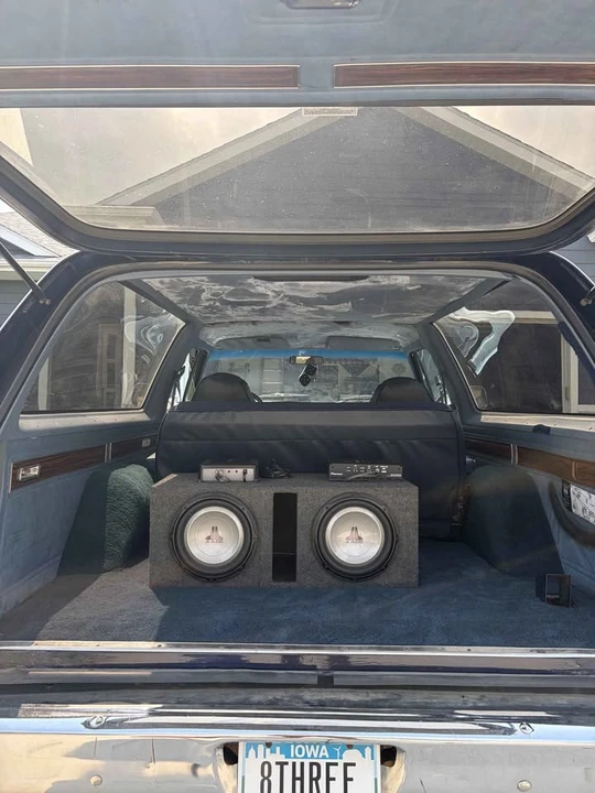 1983 Dodge Ramcharger - Image 8 of 14