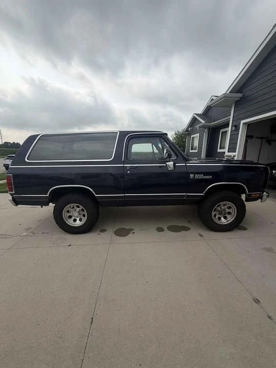 1983 Dodge Ramcharger - Image 5 of 14