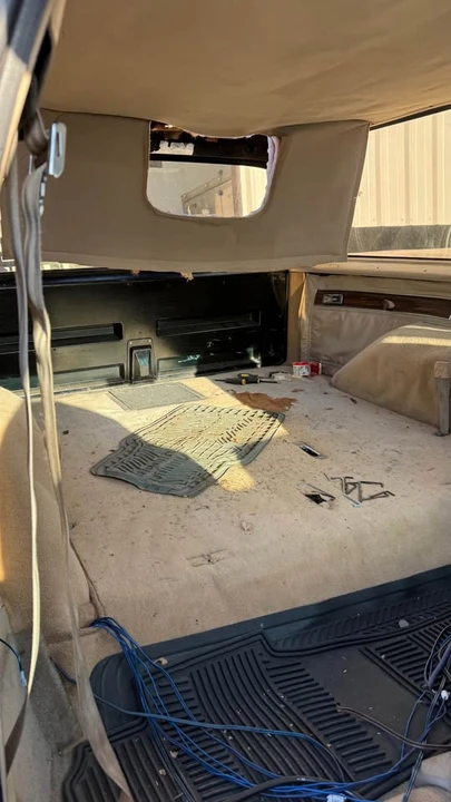 1983 Dodge Ramcharger - Image 7 of 14