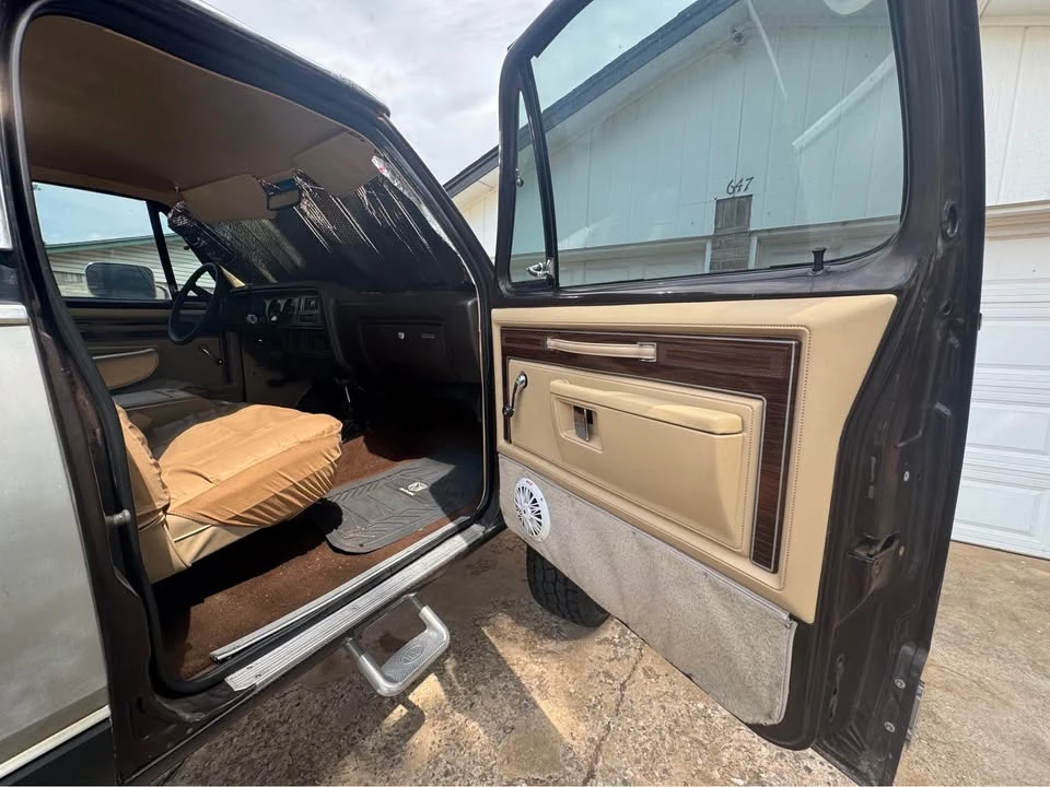 1983 Dodge Ramcharger - Image 8 of 10