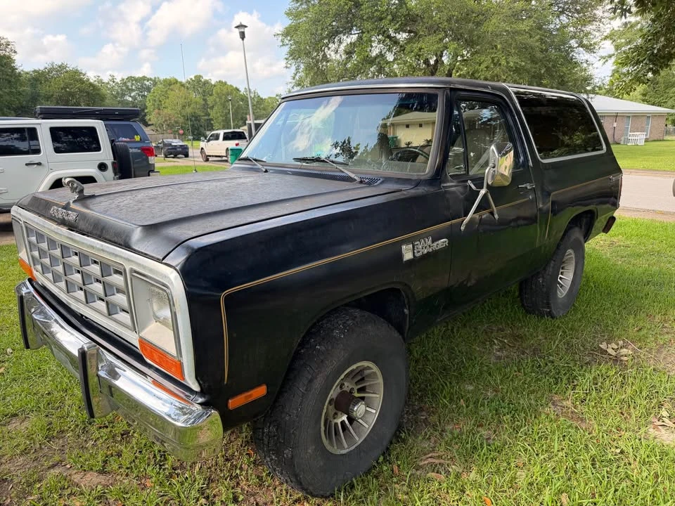 1983 Dodge Ramcharger - Image 4 of 7