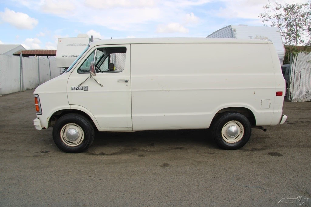 1983 Dodge Ram Van - Image 3 of 21