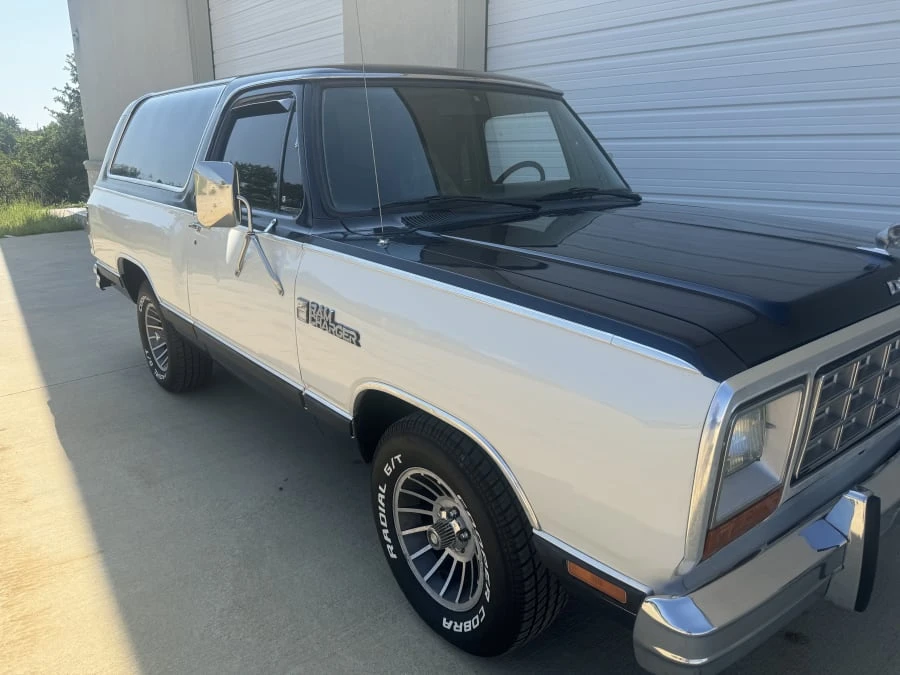 1983 Dodge Ramcharger - Image 2 of 12