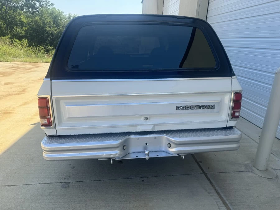 1983 Dodge Ramcharger - Image 6 of 12