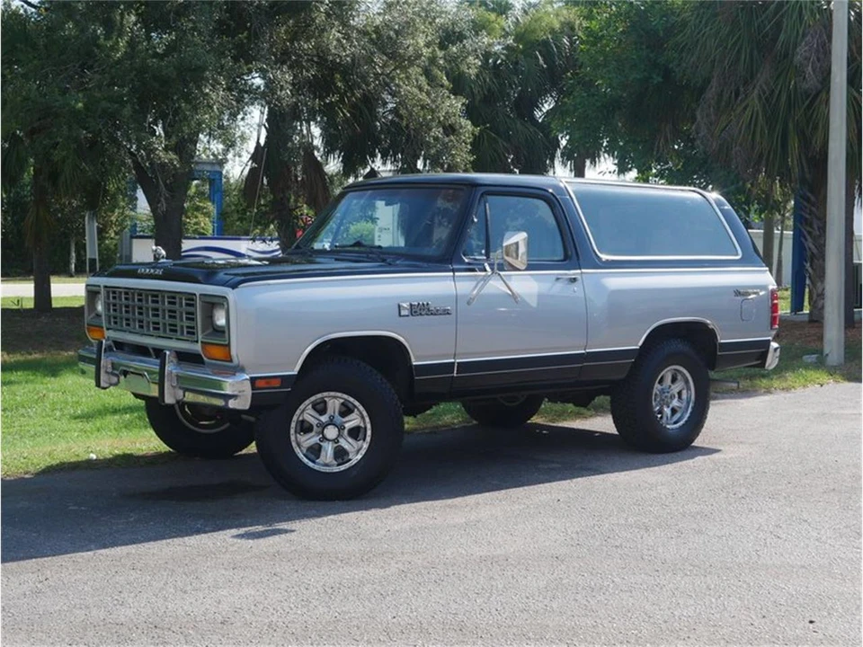 1983 Dodge Ramcharger - Image 8 of 31