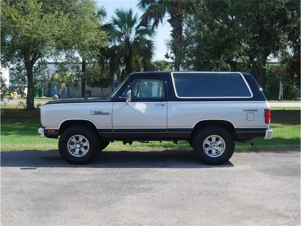 1983 Dodge Ramcharger - Image 13 of 31