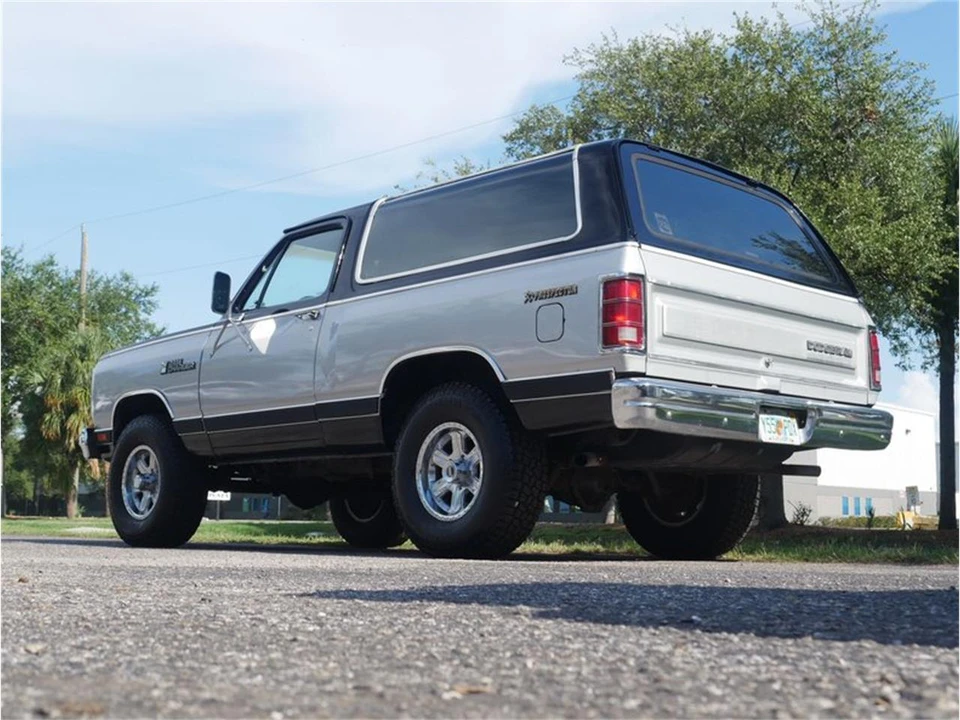 1983 Dodge Ramcharger - Image 15 of 31
