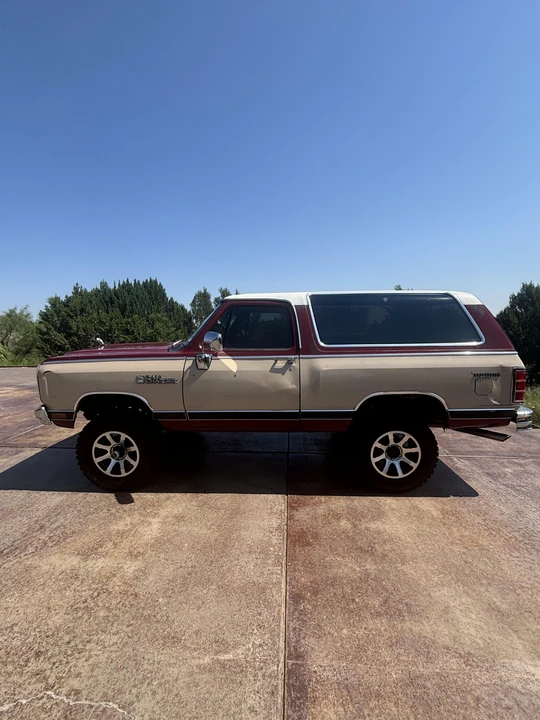 1983 Dodge Ramcharger - Image 9 of 31