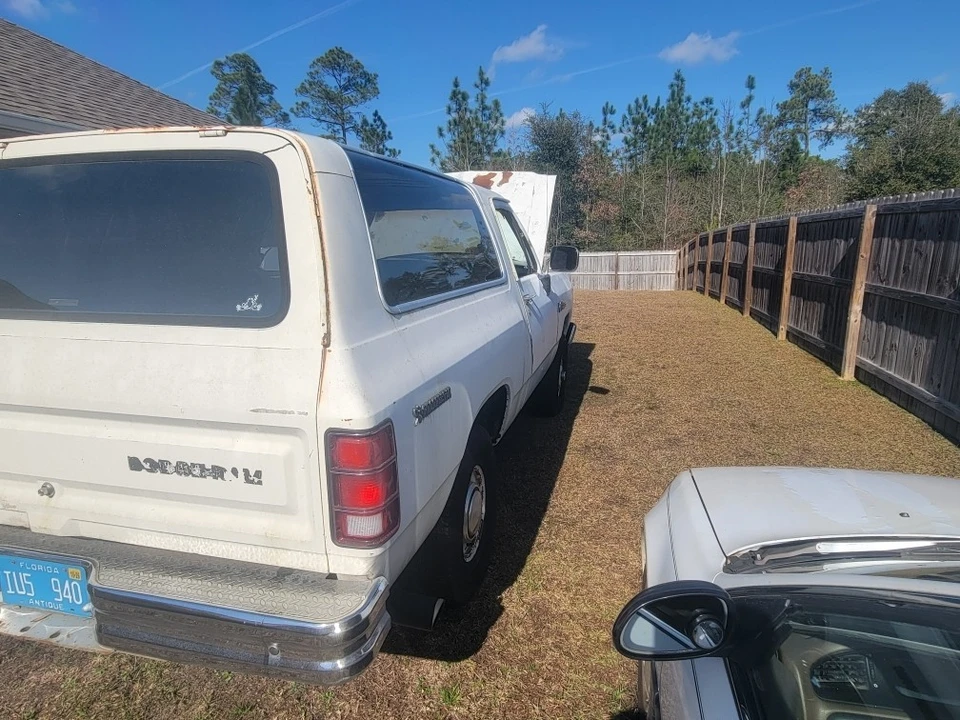 1983 Dodge Ramcharger - Image 5 of 10