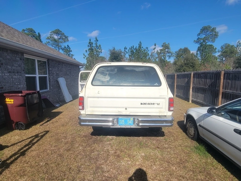 1983 Dodge Ramcharger - Image 2 of 10