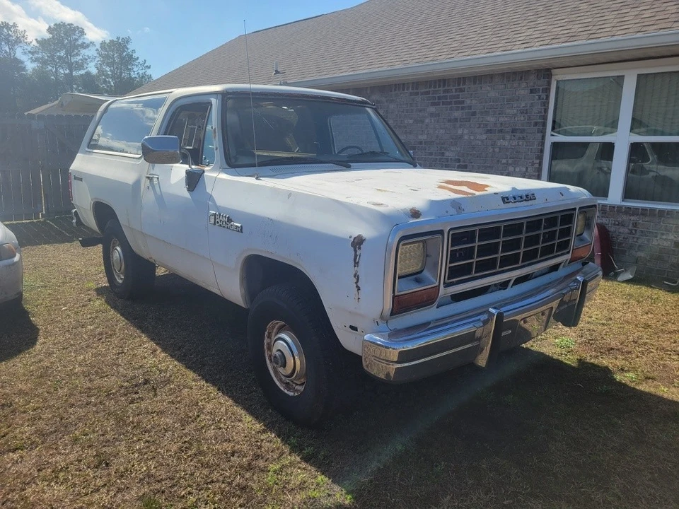1983 Dodge Ramcharger - Image 3 of 10