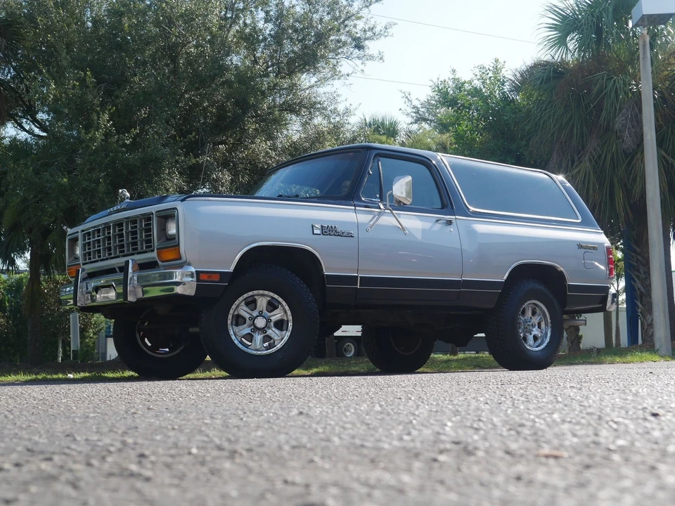 1983 Dodge Ramcharger - Image 7 of 24