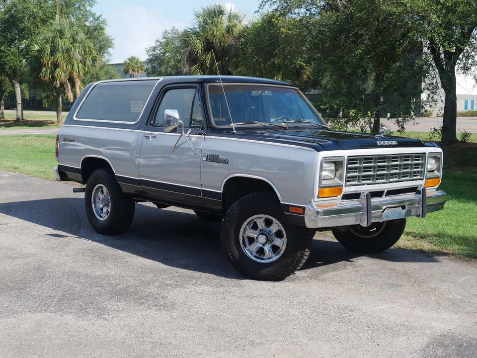 1983 Dodge Ramcharger - Image 3 of 24