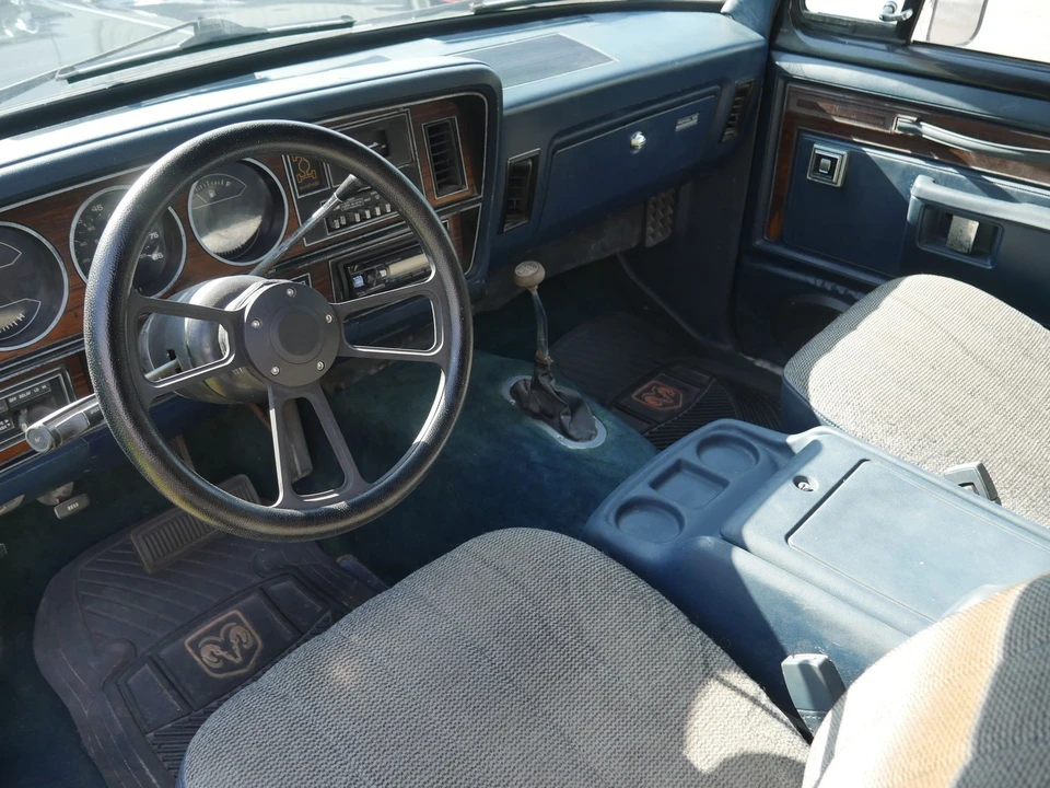 1983 Dodge Ramcharger - Image 4 of 24
