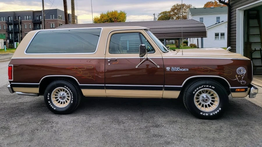 1983 Dodge Ramcharger - Image 2 of 31
