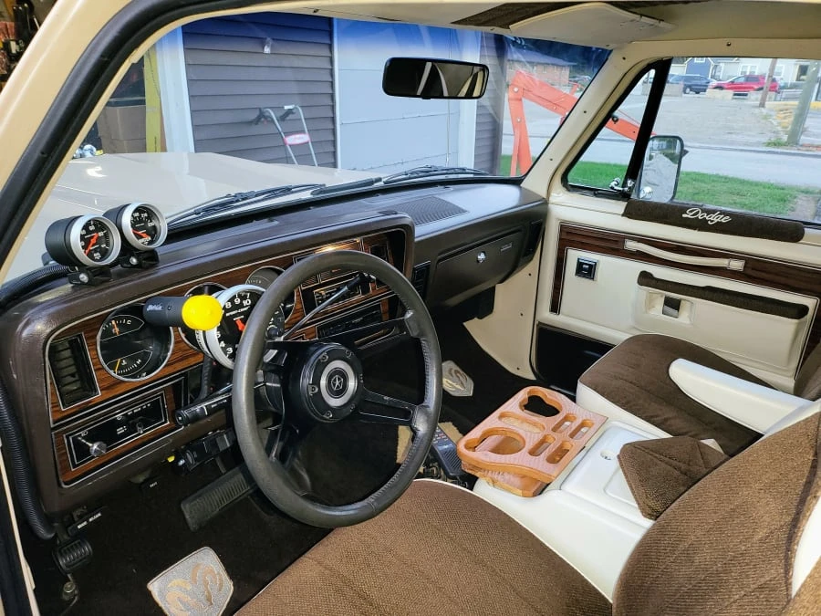 1983 Dodge Ramcharger - Image 14 of 31