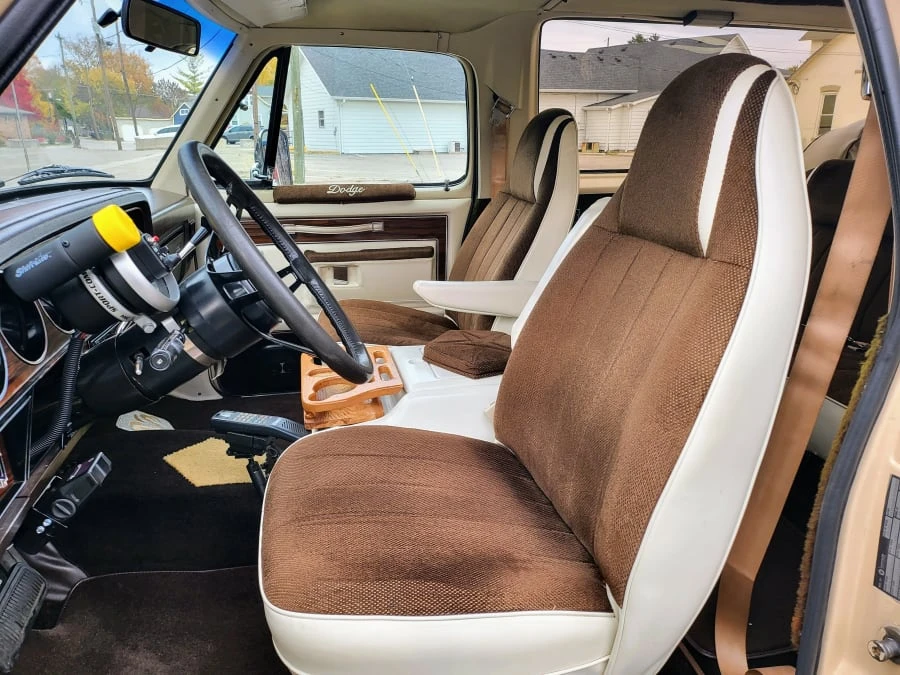 1983 Dodge Ramcharger - Image 15 of 31