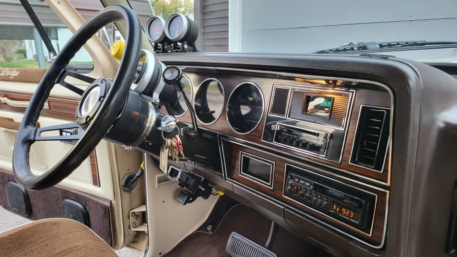 1983 Dodge Ramcharger - Image 23 of 31