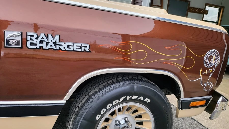 1983 Dodge Ramcharger - Image 6 of 31